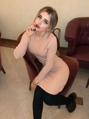 Виктория Натуральная Брюнетка